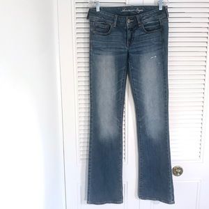 AEO - Slim Bootcut Jeans! Sz 6 Long!